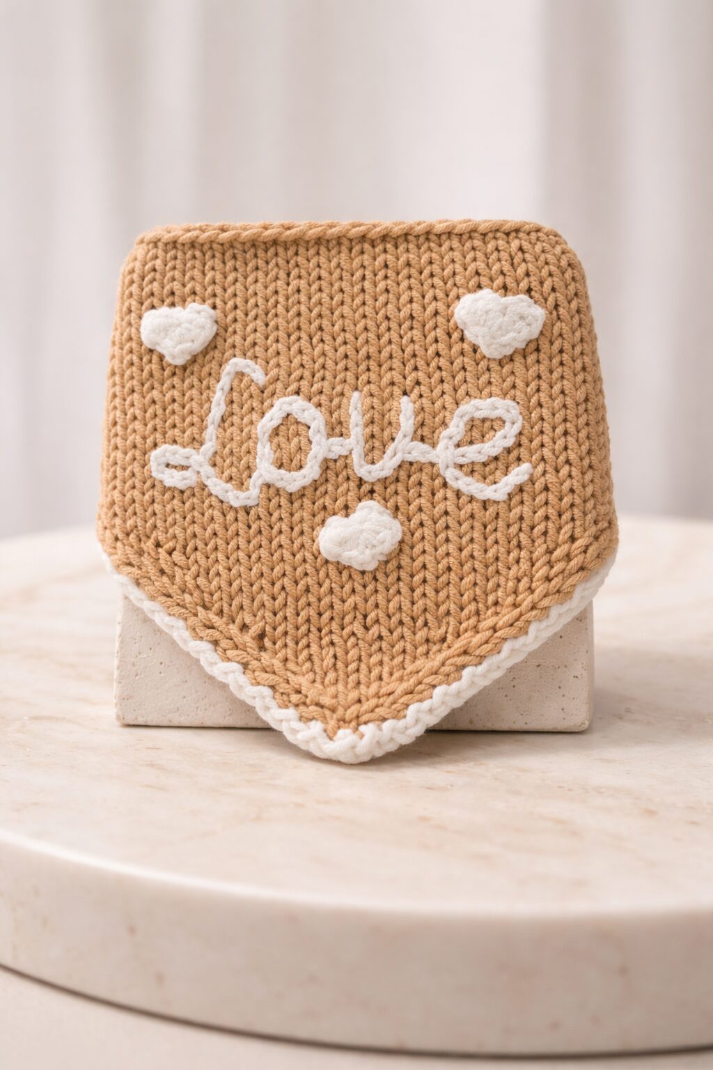 Bandana Love Sand & Cream