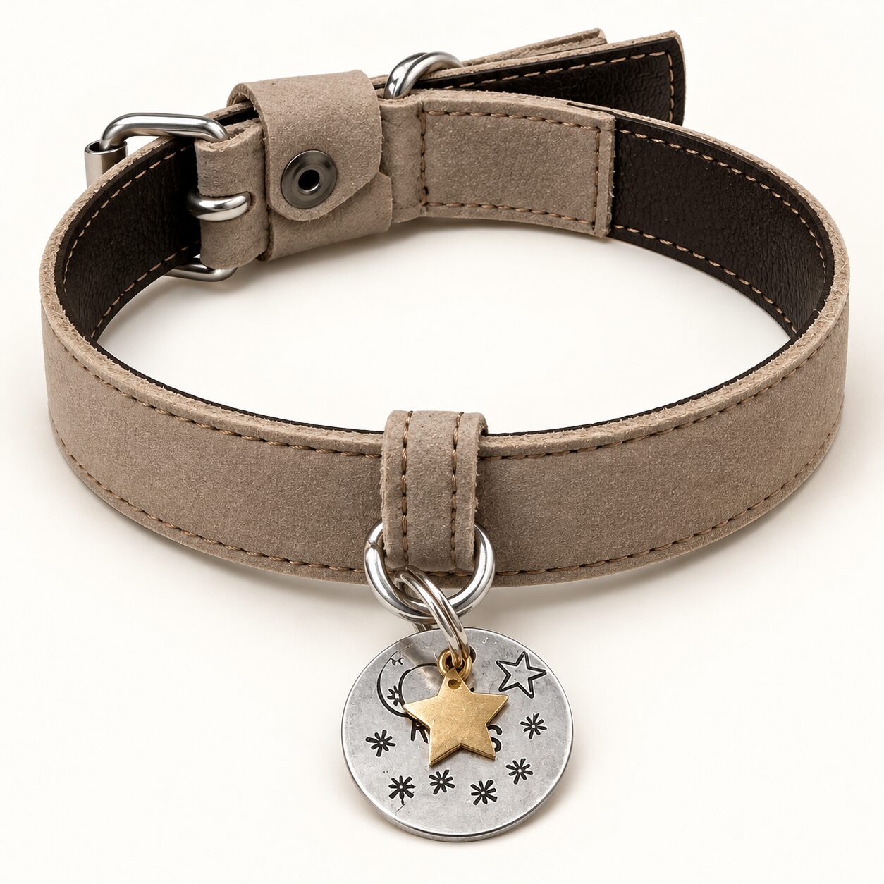 Signature leather collar